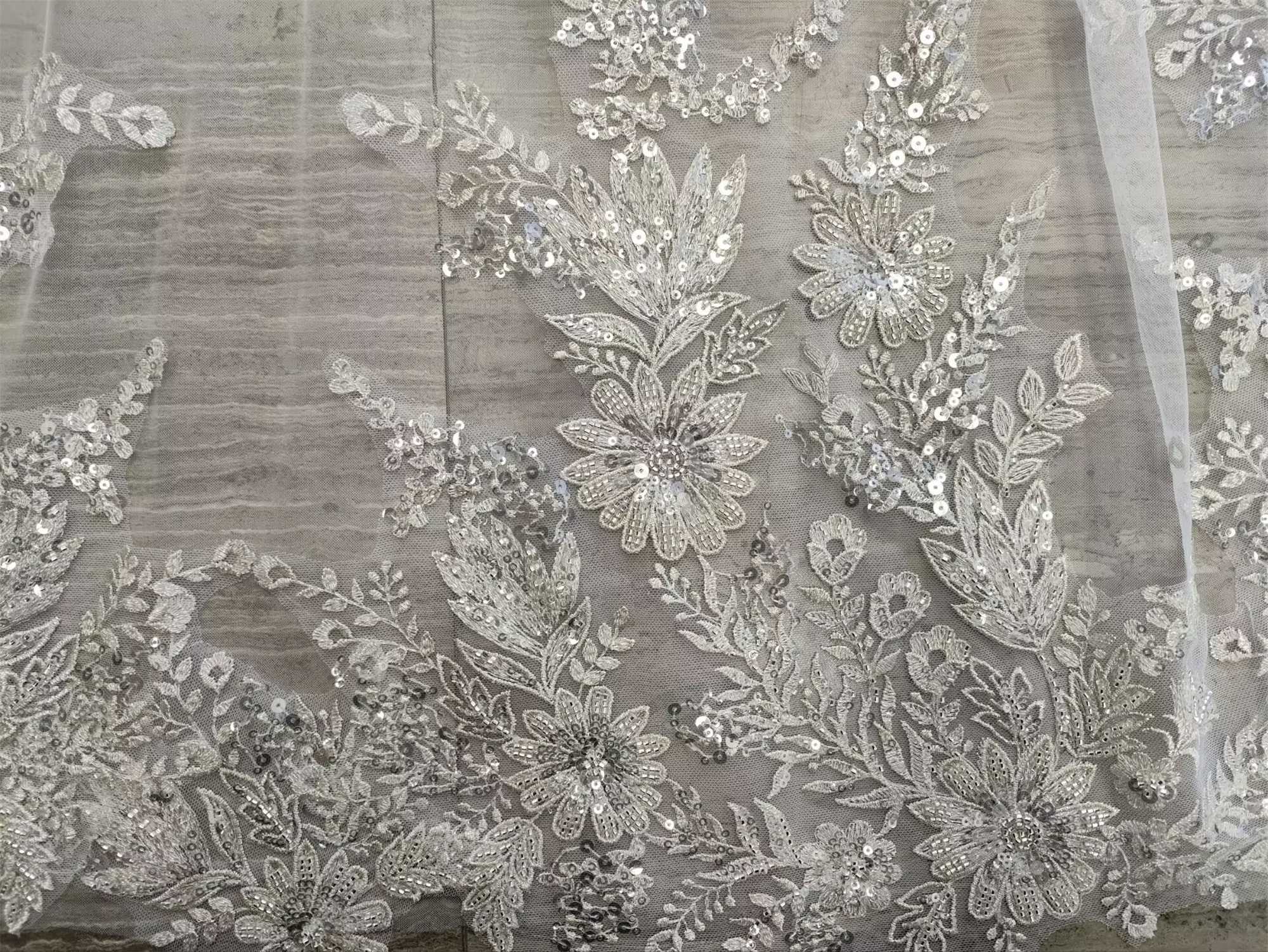 Luminous Appliques Sequins Cathedral 3 Meters Veil Bridal Wedding Accessories Real Picture Luxury Veil Customized