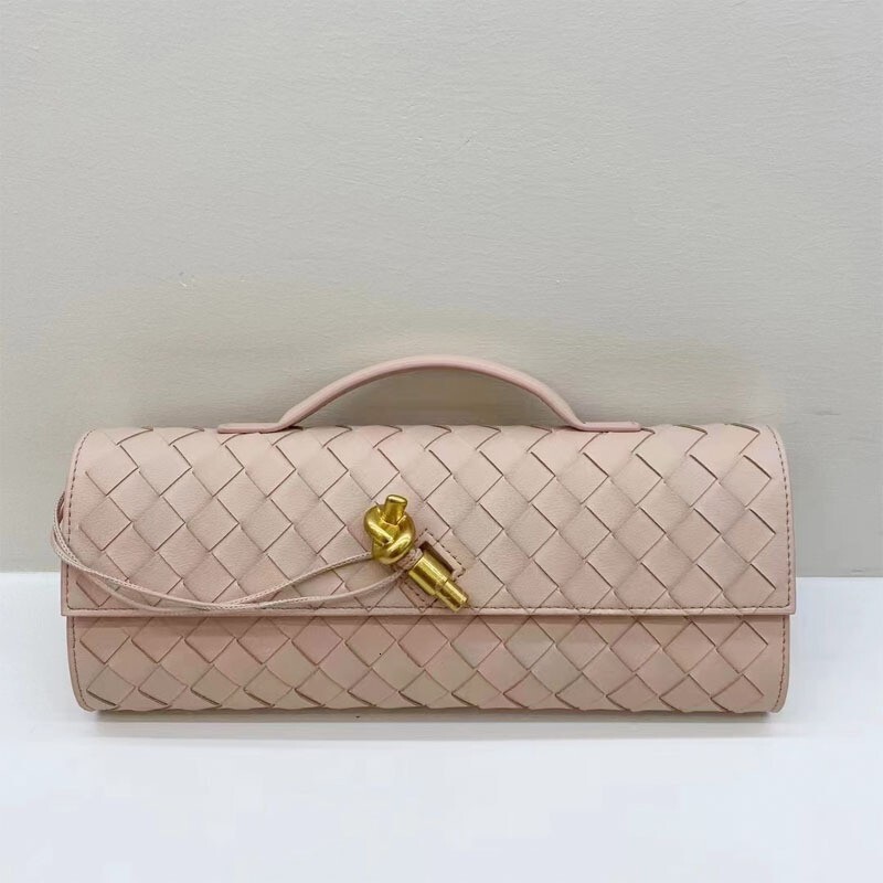 Designer bag 2025 Spring and Summer New Genuine Leather Evening Bag Niche Casual Versatile Bag Horizontal Handbag Handwoven Women Bag