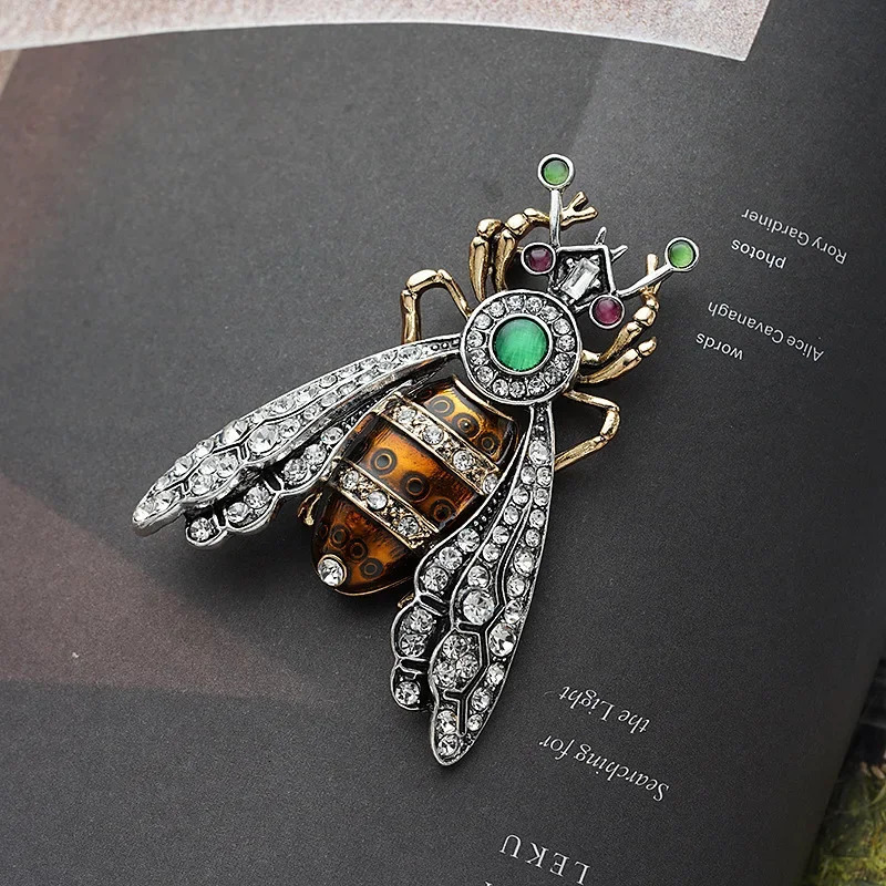 Baroque Vintage Simulated Bee Brooch Unisex Suit Coat Jewelry Clothing Accessories Pins Holiday Party Favors 250728
