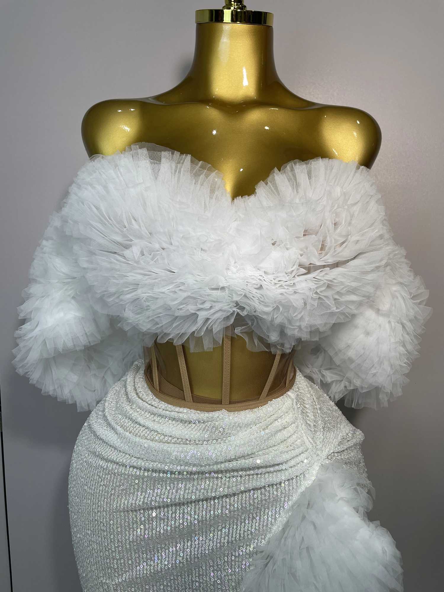 2025 Women White Sequins Top Short Skirt Two Pieces Set Sexy Celebrate Evening Prom Birthday Dress Nightclub Stage Outfit Z250728