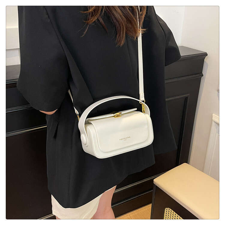 2025 New Women's Design Cross-border Handbag Box Korean Fashion Fresh Style Unique Shoulder Crossbody Bag