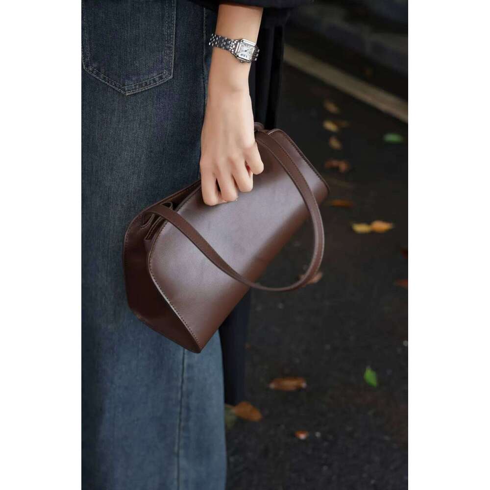 New Fashion Designer Minimalist and Niche Casual Tote All-match Coffee Beige Color Cowhide Leather Women Handbag Armpit Purse