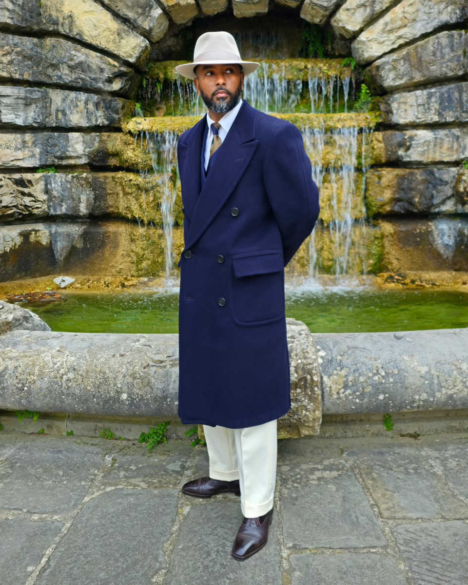 Classic Men Long Coat Wool Blends Peaked Lapel Warm Overcoat Fashionable Double Breasted Plus Size Business Blazers Customized