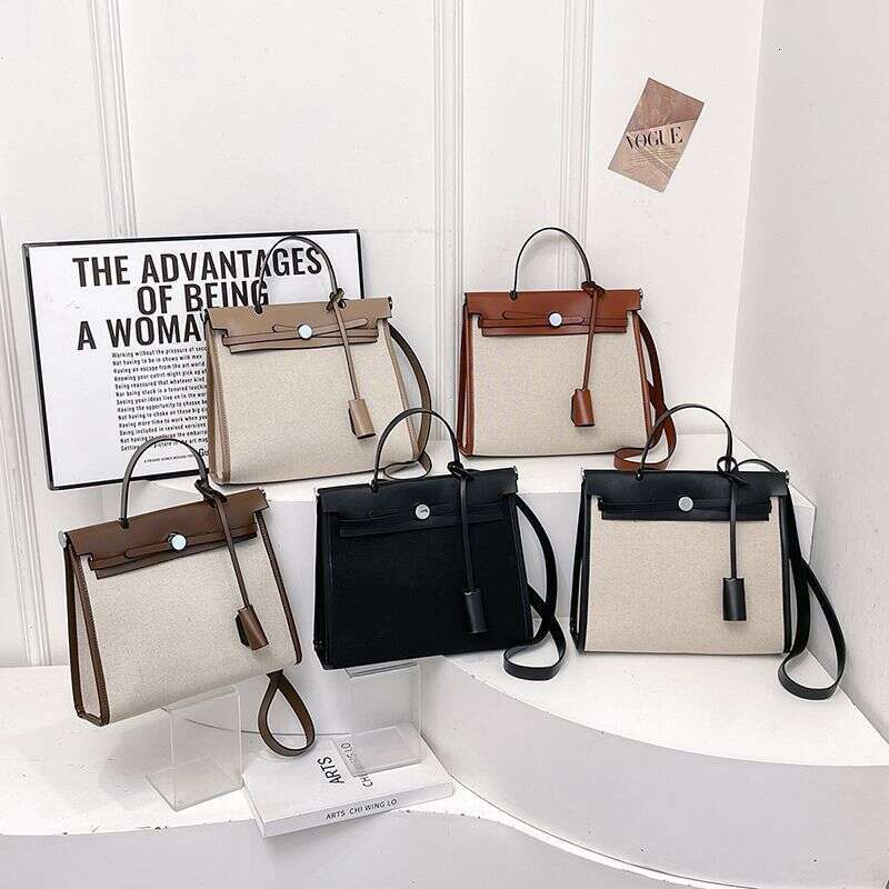 Designer Bag Tote Bag Shoulder bag Navigation Trendy New High End Commuter Shoulder Crossbody Bag Canvas Handbag Large Capacity Fashionable And Versat