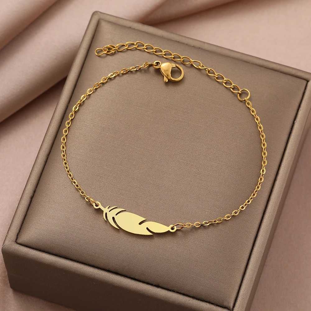 Stainless Steel Bracelets Classic Simple Feather Design Pendant Chains Fashion Charms Bracelet For Women Jewelry Party Mens Gift W250728
