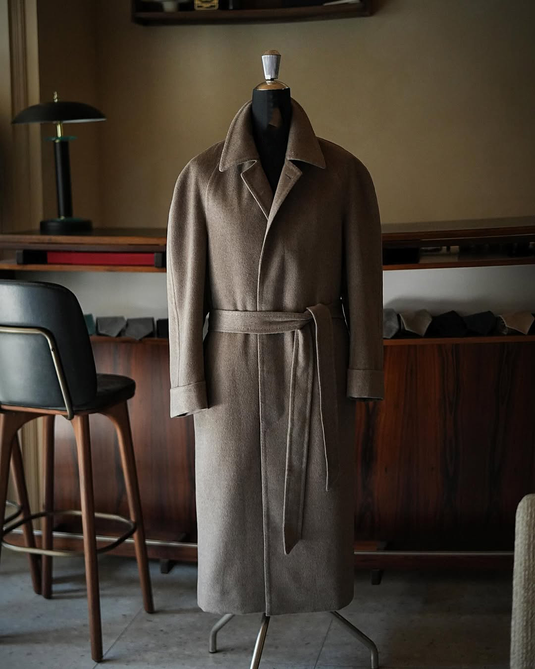 Woolen Blend Coat Men Over Jacket Overcoat With Belt Double Breasted Long Plus Size Warm Formal Business Tailored Costume Wear