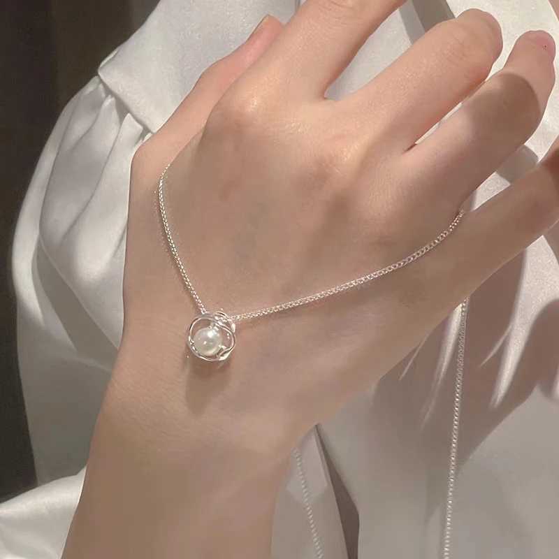 Sterling Silver Pearl Pendant Necklace Fashionable Geometric Choker for Women Girls Elegant Birthday Jewelry Gift Z250910