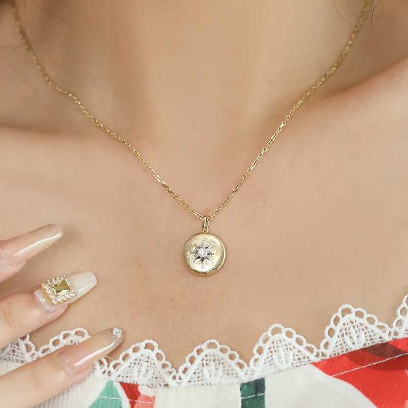 Elegant Crystal Star Pendant Necklace for Women Exquisite Clavicle Chain Jewelry Z250910