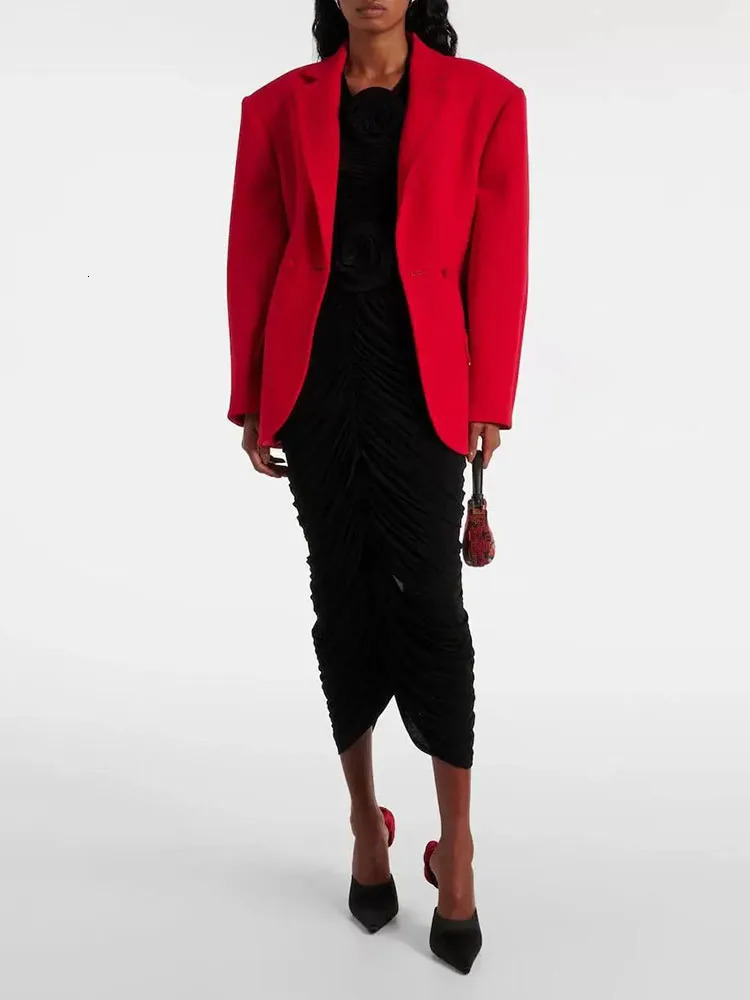 Womens Jacket with ThreeDimensional Silhouette LongSleeved Shoulder Pads Blazer for Women 250728