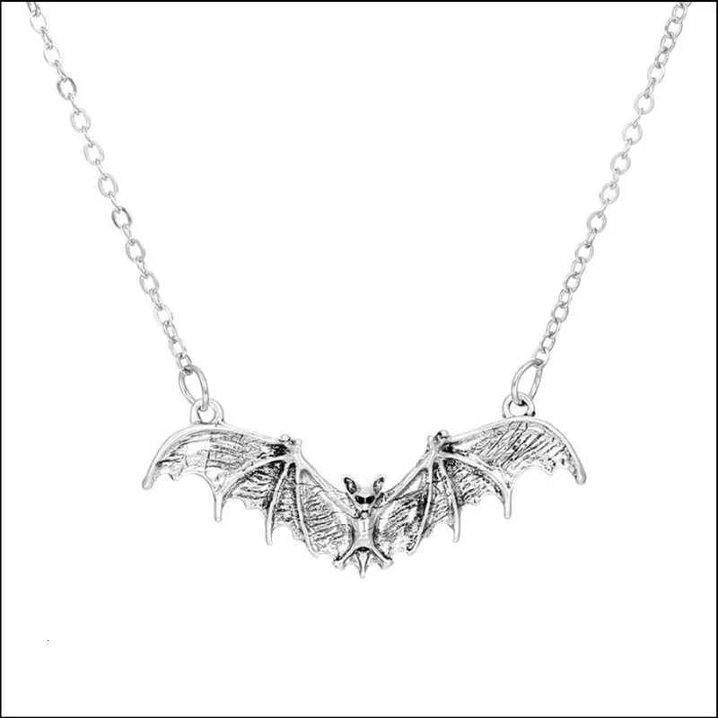 Gothic Punk Necklace with Crystal Bead Chain Black Bat Pendant Horror Witch Choker Halloween Costume Jewelry Z250910