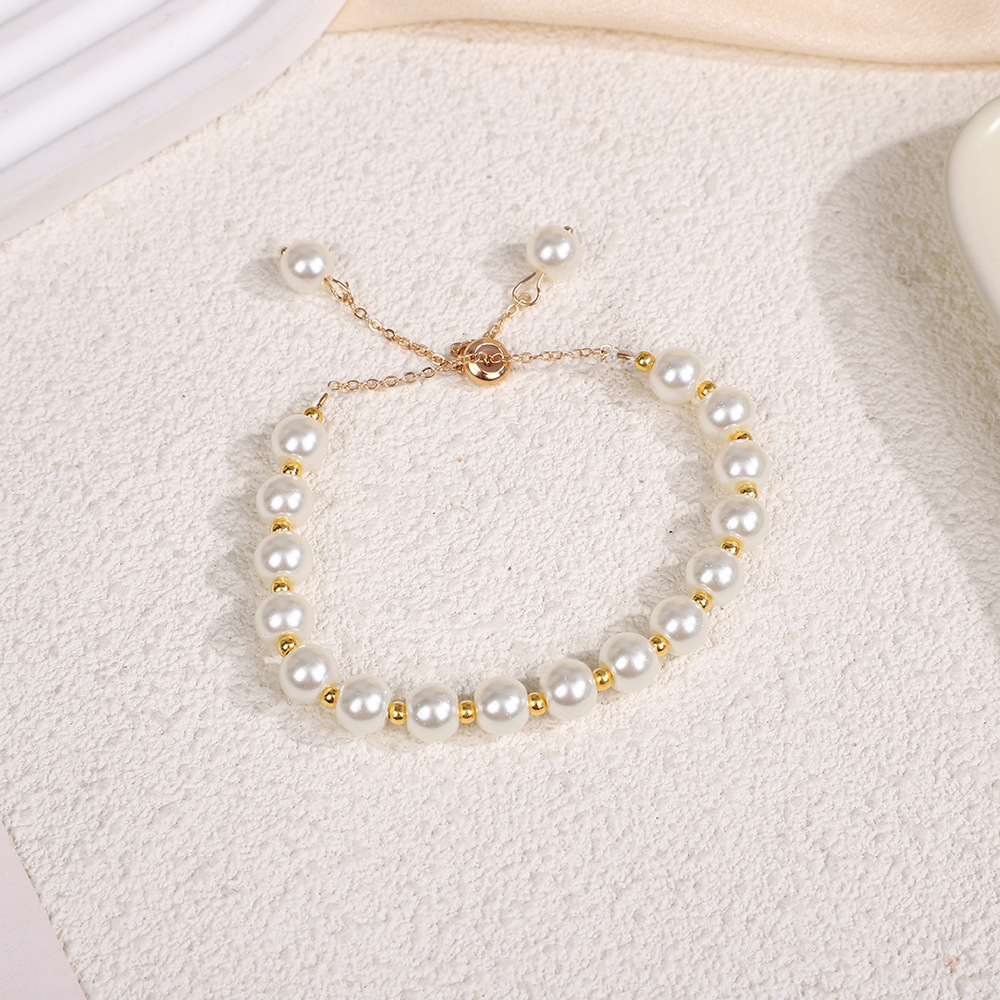 Chic Online Best-Seller Premium Quality Pearl Adaptable Bangle for Her