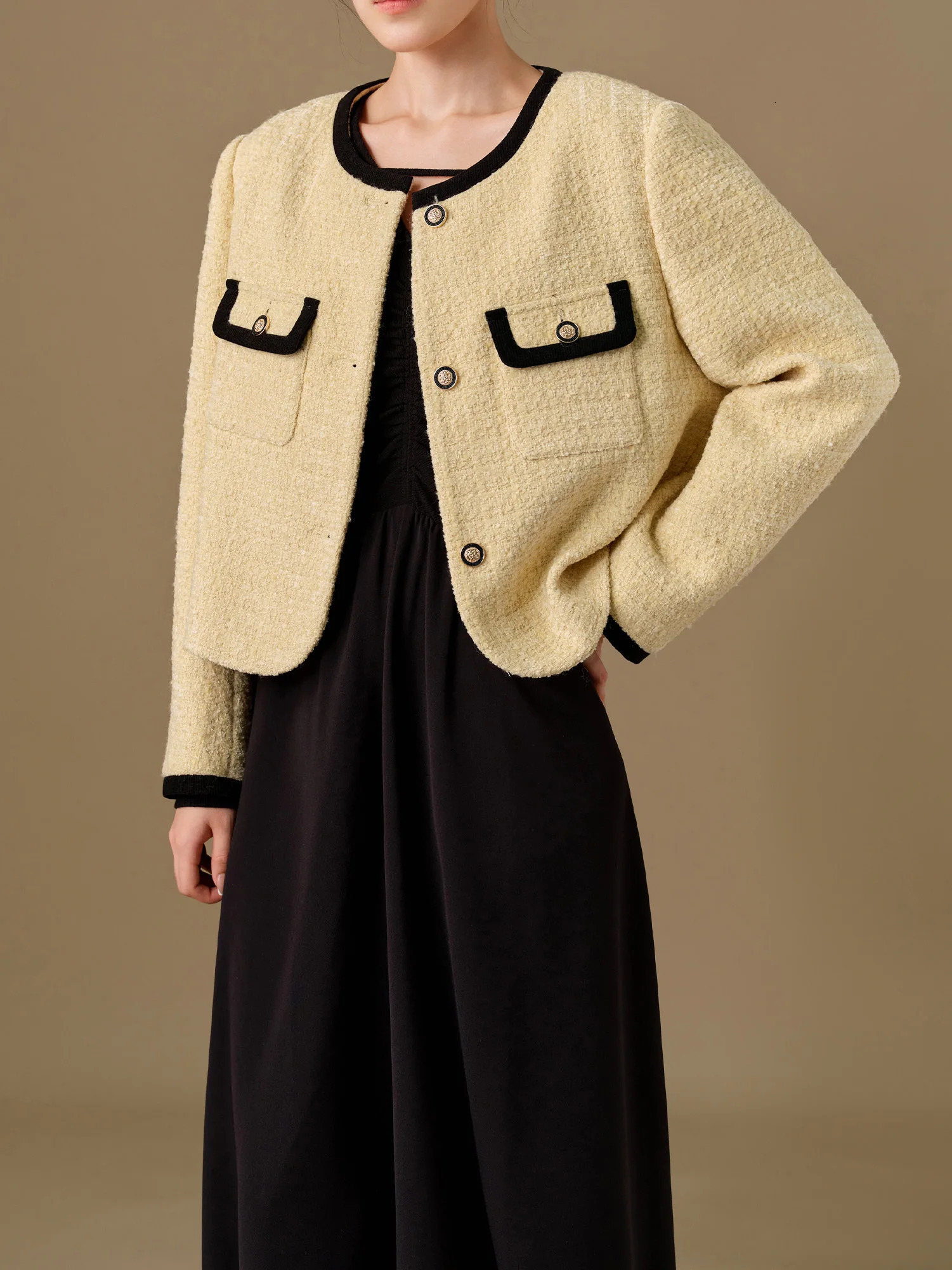 209% Wool Women Short Tweed Jacket Light Yellow Gentle Style Female Winter Thickened Single Breasted Coats 24DS84418 w250728
