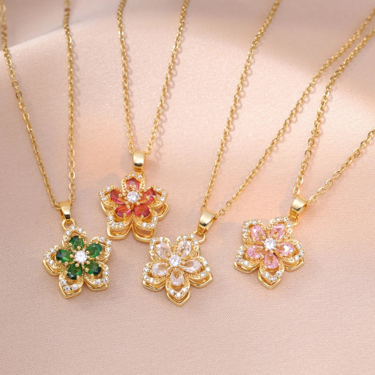 Light Shiny Zircon Rotatable Flower Pendant Necklace For Women Stainless Steel Romantic Spin Floral Plant Choker Jewelry 250715