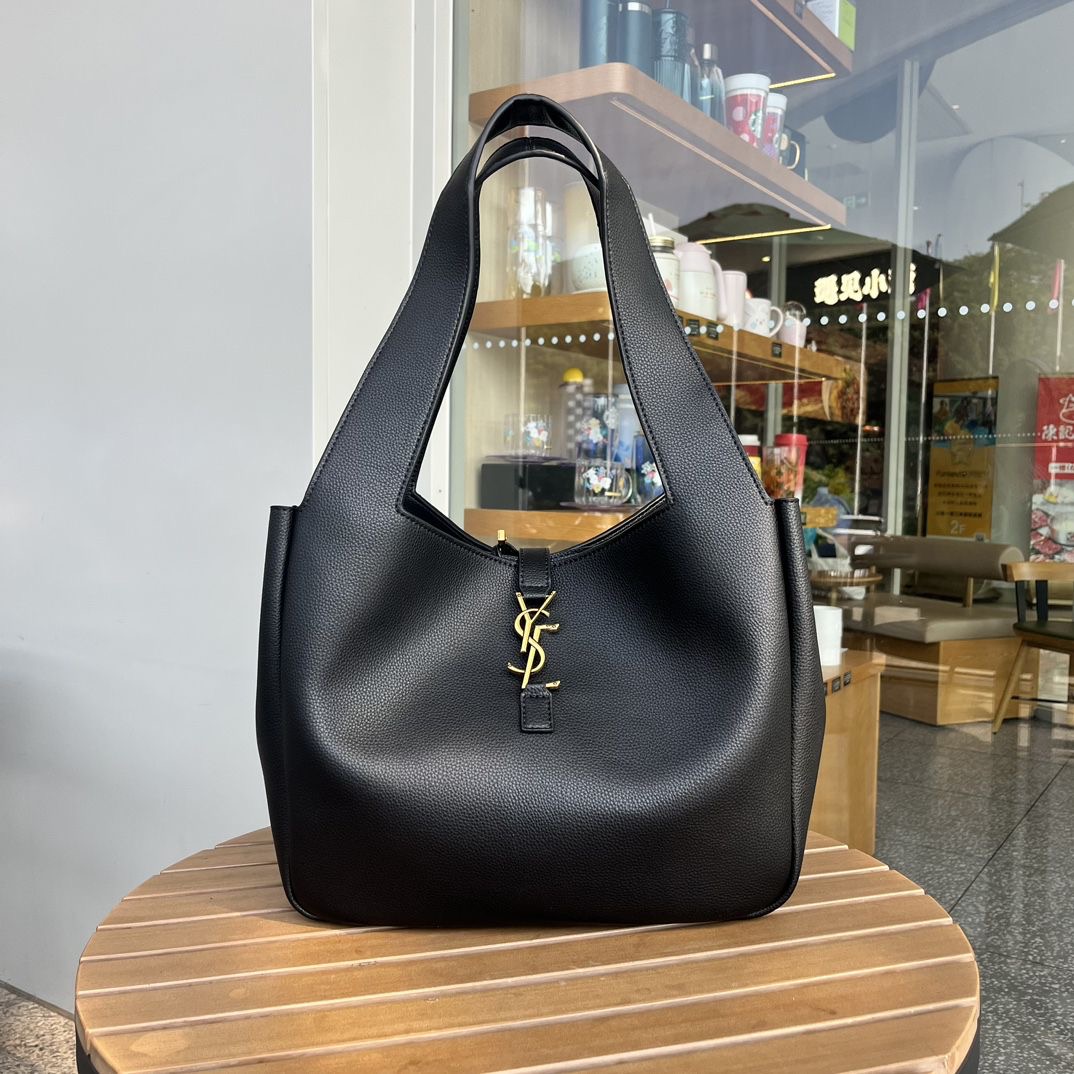 Designer bag Shoulder Bag Luxury Bag beach bag Crossbody Purse Designer 2025 New Women's bags summer woven bags small hollow bag underarm commuti