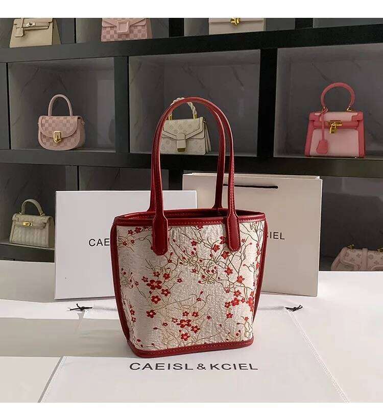 Fashion Embroidery Floral Casual Tote High Quality Large Capacity Women Handbag Textured Lady Purse Shoulder Underarm Bag