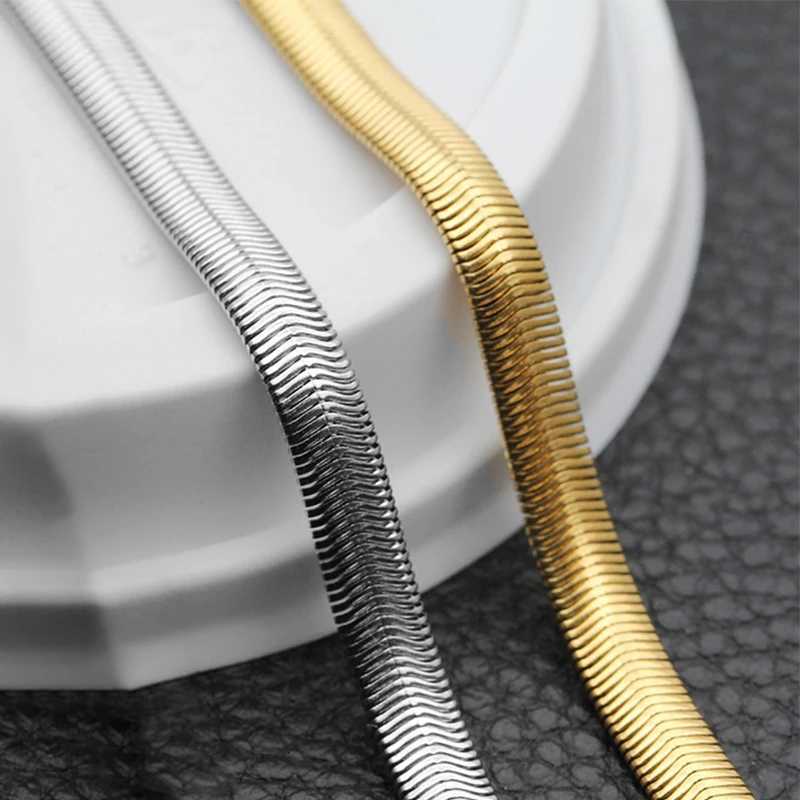 Fashion Unisex Snake Chain Women Necklace Choker Stainless Steel Herringbone Gold Color Chain Necklace for Women Jewelry GiftXJ250708