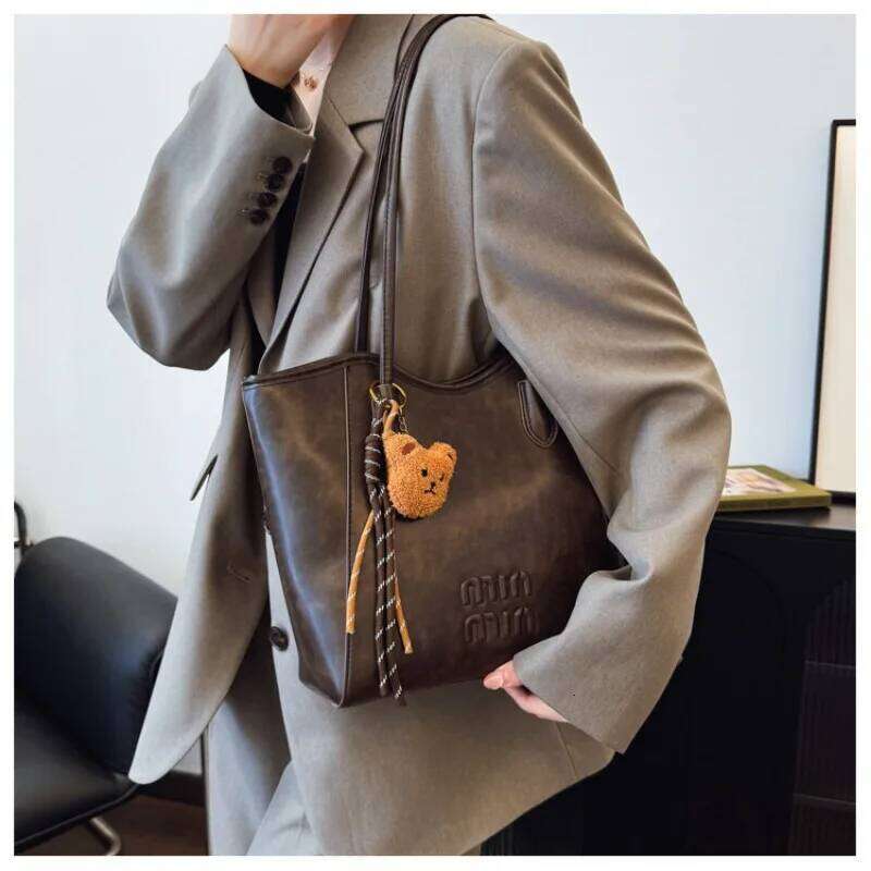 Large Capacity Retro Casual Shoulder New Fashionable and Versatile Commuting Tote Bag, Women's Handbag, Crossbody Bag