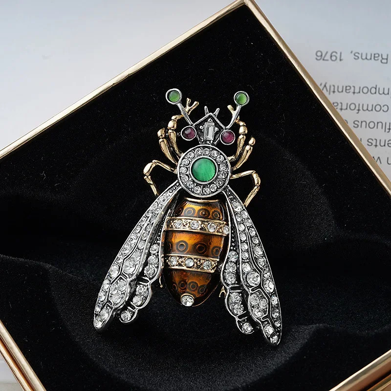 Baroque Vintage Simulated Bee Brooch Unisex Suit Coat Jewelry Clothing Accessories Pins Holiday Party Favors 250728