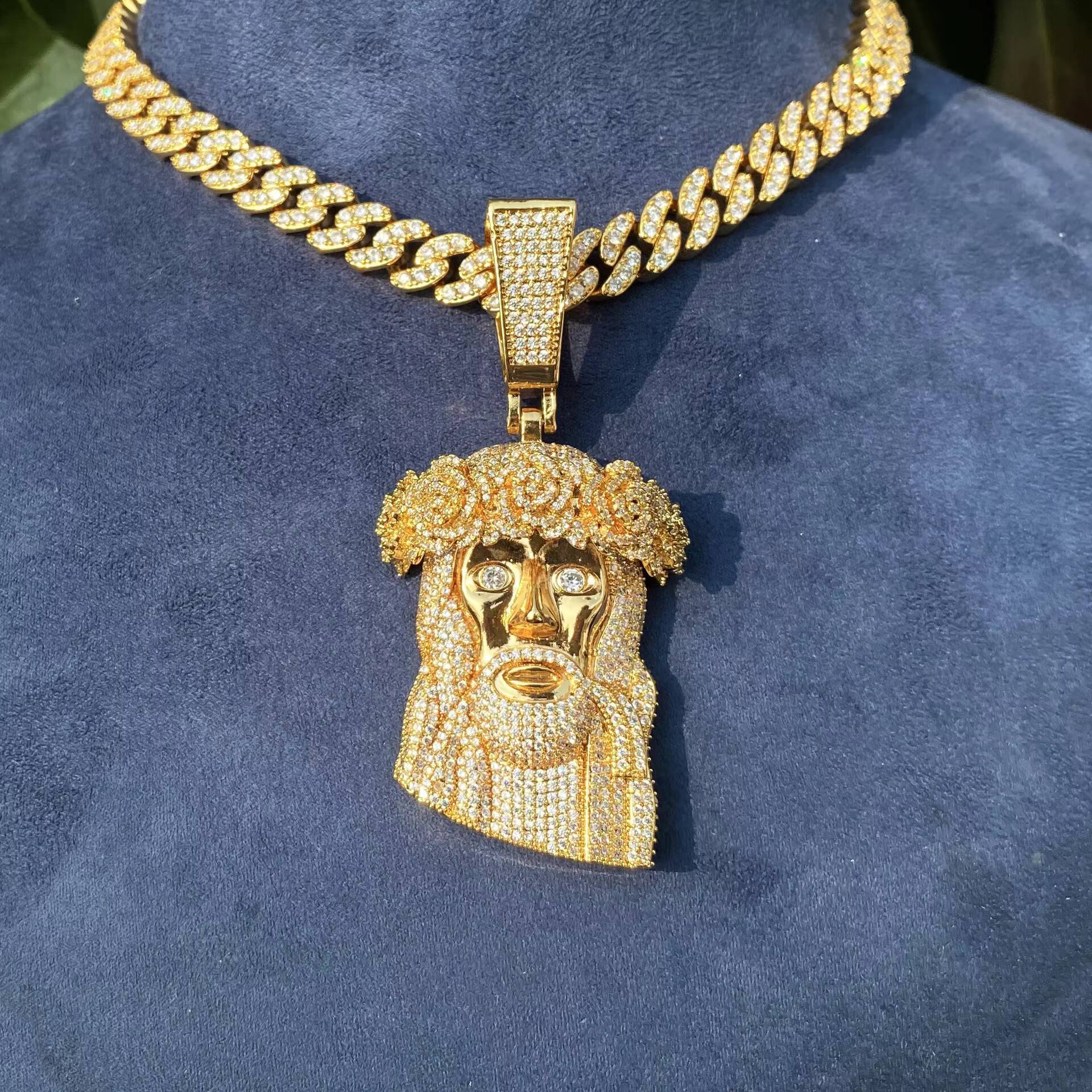 Fine 18K Gold Plated 925 Sterling Silver VVS Moissanite Diamond Mens Hip Hop Jesus Head Piece Pendant Christian Inspired