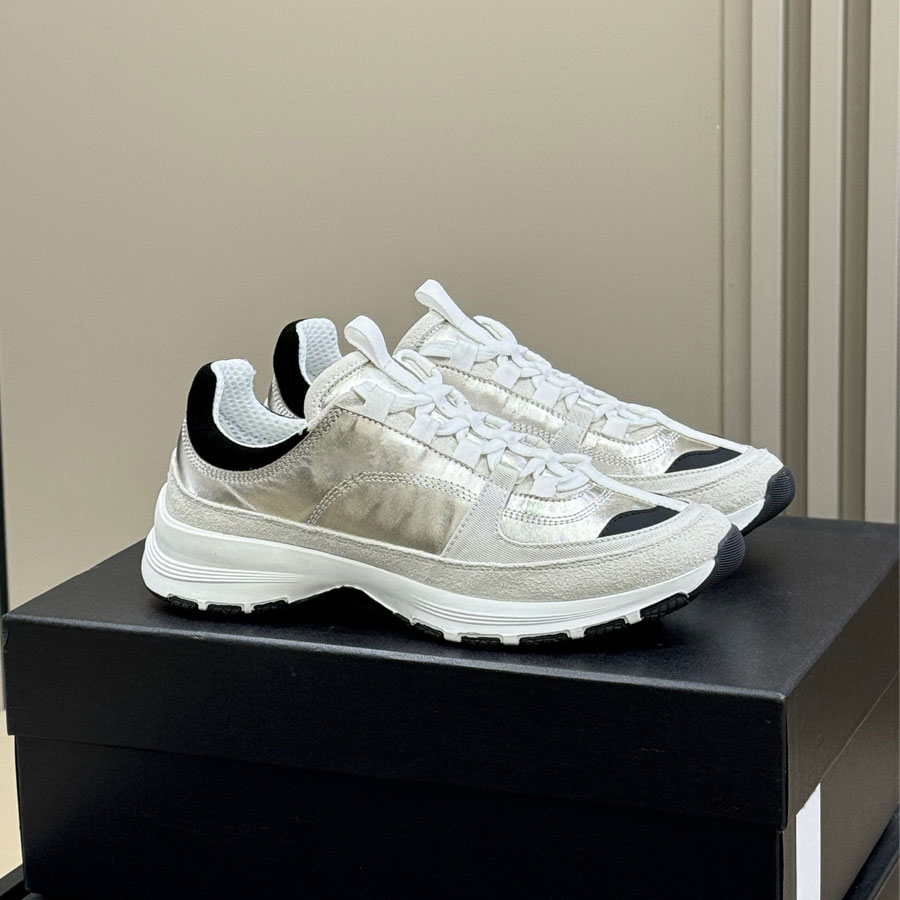 High quality Platform Running sneakers Lace-up Low-top Flat trainers shoes womens Vacation shoes Luxury designer Tennis shoes casual Athletic shoe Silver, White