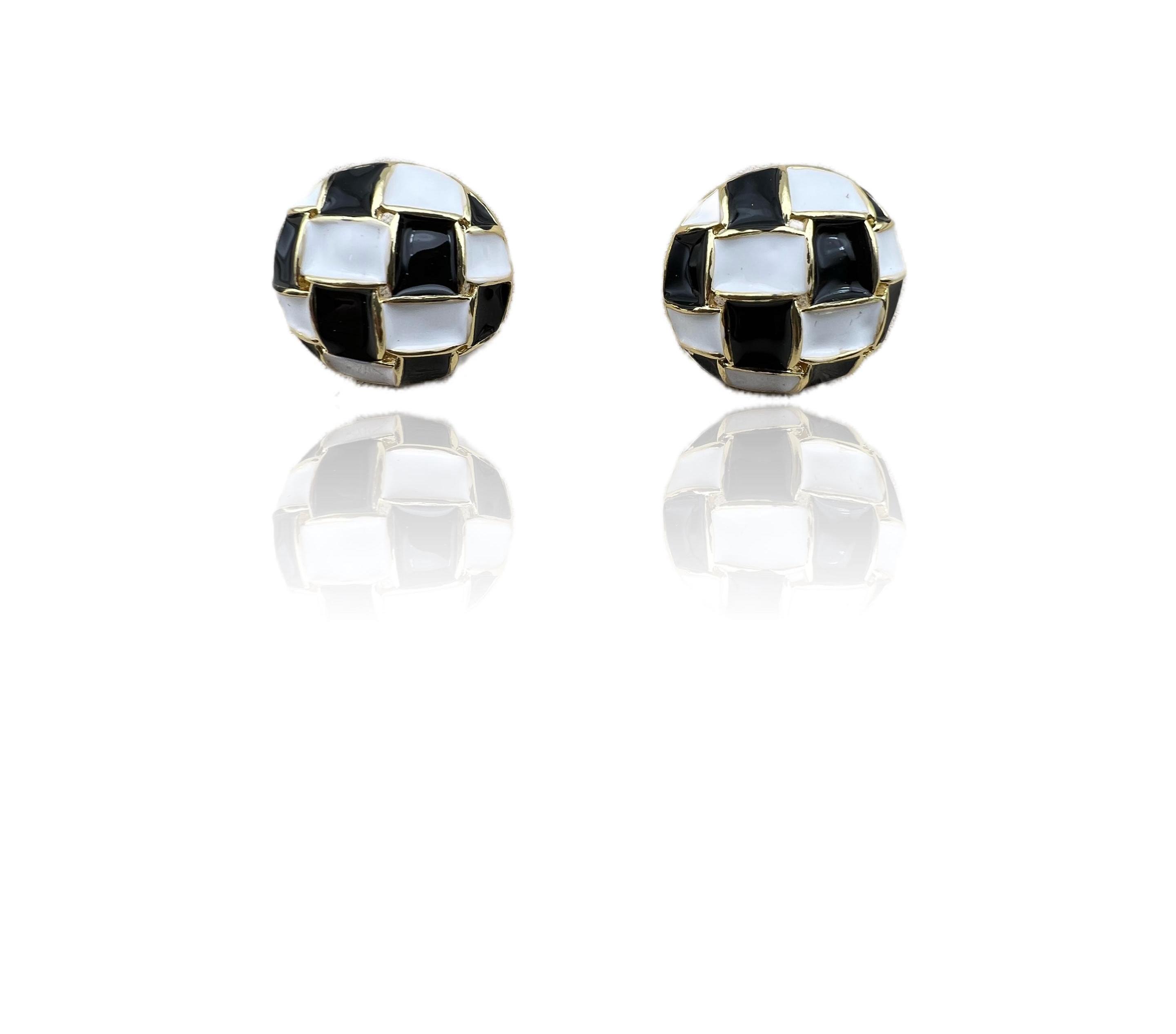 Classic Patterned Ear Jewelry - Glittering Holographic Thread Detail