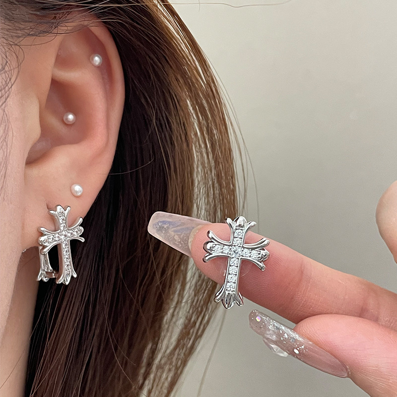 Light Minimalist Exquisite Sparkling Dia Cross Ins Style Small High-end Versatile Women's Niche Earrings