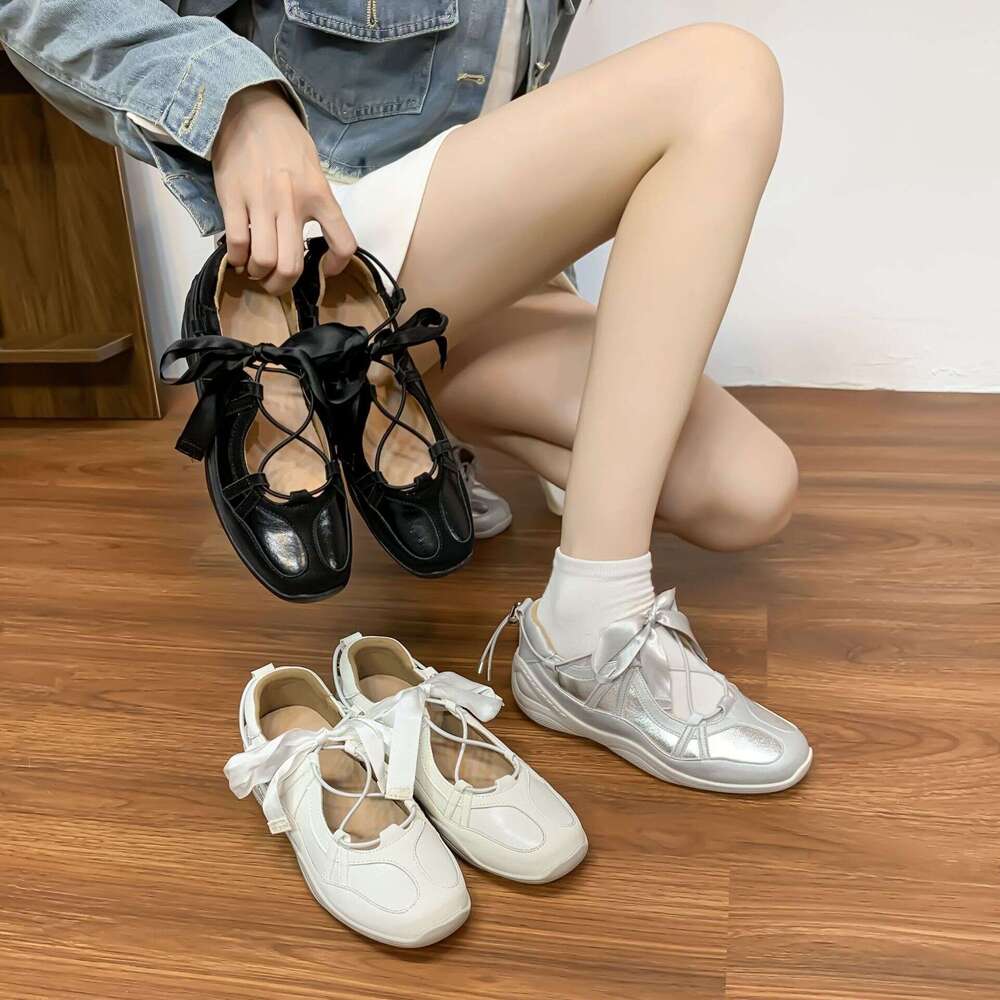 2025 Autumn New Ballet High-End Campus Style, Niche Casual Sneakers for Women, Versatile