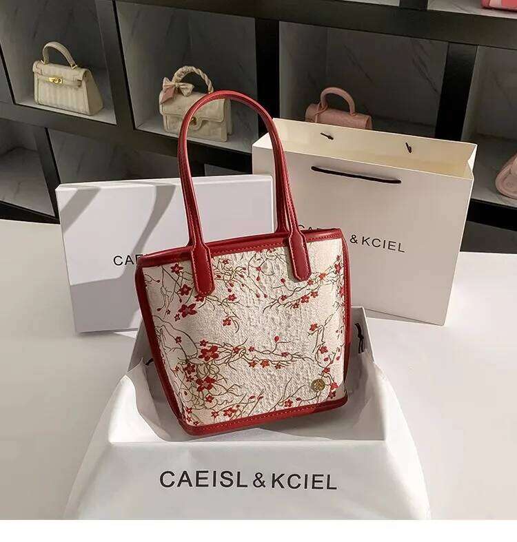 Fashion Embroidery Floral Casual Tote High Quality Large Capacity Women Handbag Textured Lady Purse Shoulder Underarm Bag
