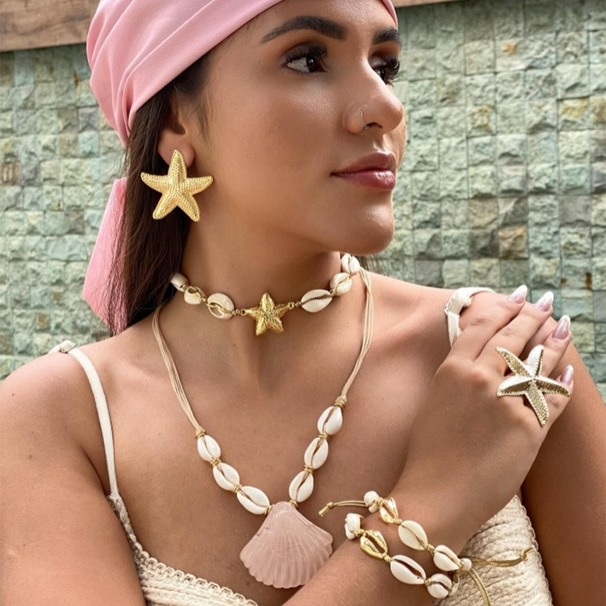 New Bohemian Beach Style Exaggerated Shell Pendant Necklace Double Layer Stacked Design Choker Jewelry for Women