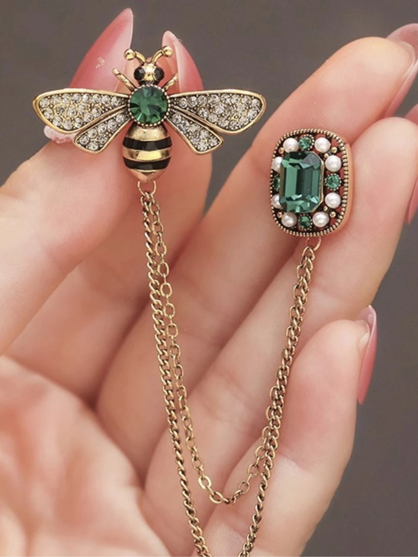 1 Piece Of Bee Crystal Tassel Womens Brooch Sweater With A Unique And 250728