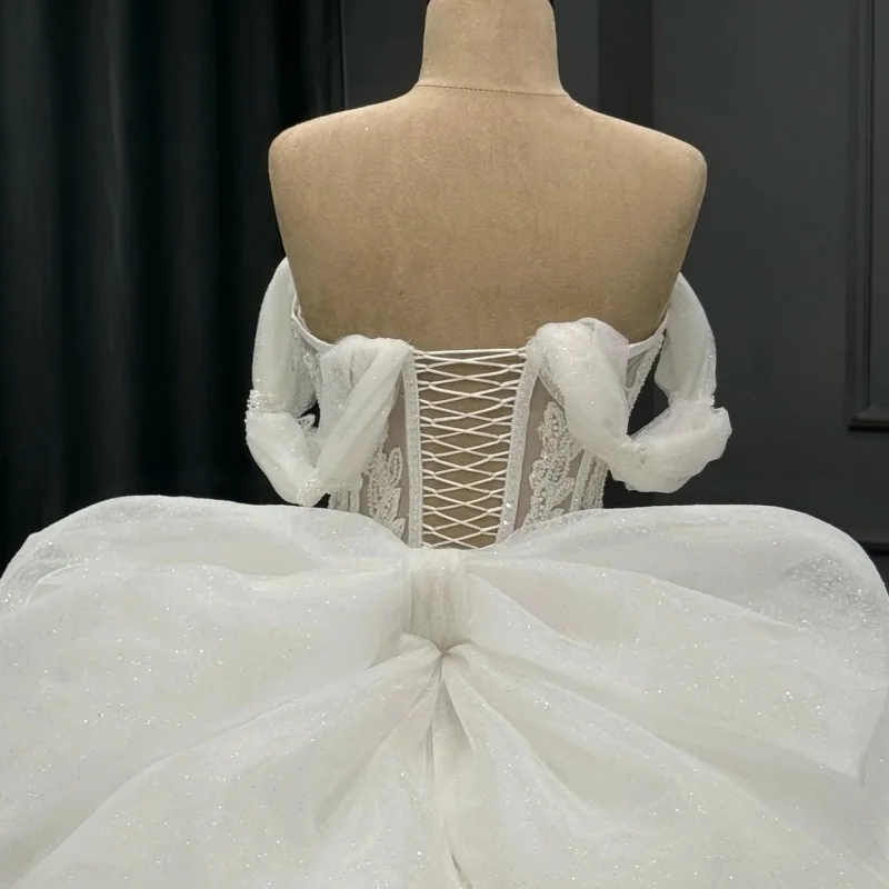 White Princess Quinceanera Dresses Off Shoulder Applique Lace Beading Crystal Bow Tiered Tull Sweet 16 Dress Ball Gown Vestidos De 15 Anos