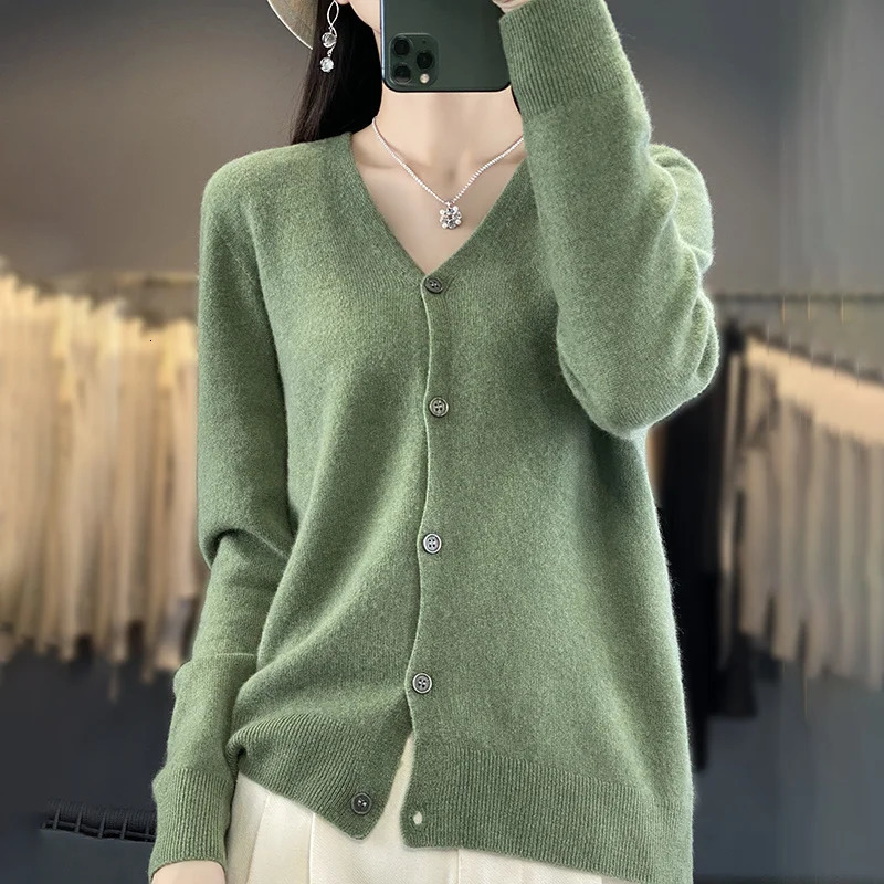 100% Merino Wool Sweater Autumn Winter Women Oneck Solid Knitted Cardigan Casual Cashmere Knitwear Long Sleeve Soft Tops 250728