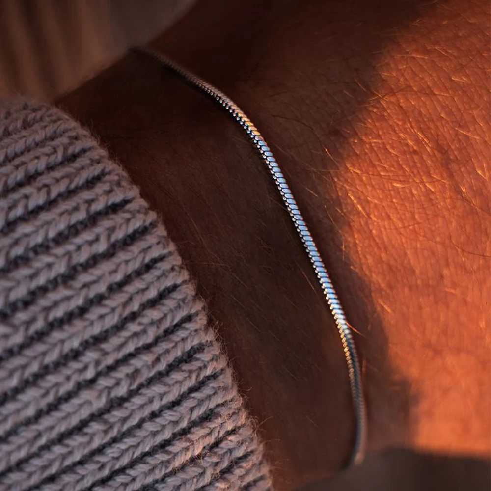 emanco Hot Sale Silver Color Stainless Steel Snake Chain Bracelet Fashion Jewelry For Men Women Minimalist Gifts Wholesale W250728
