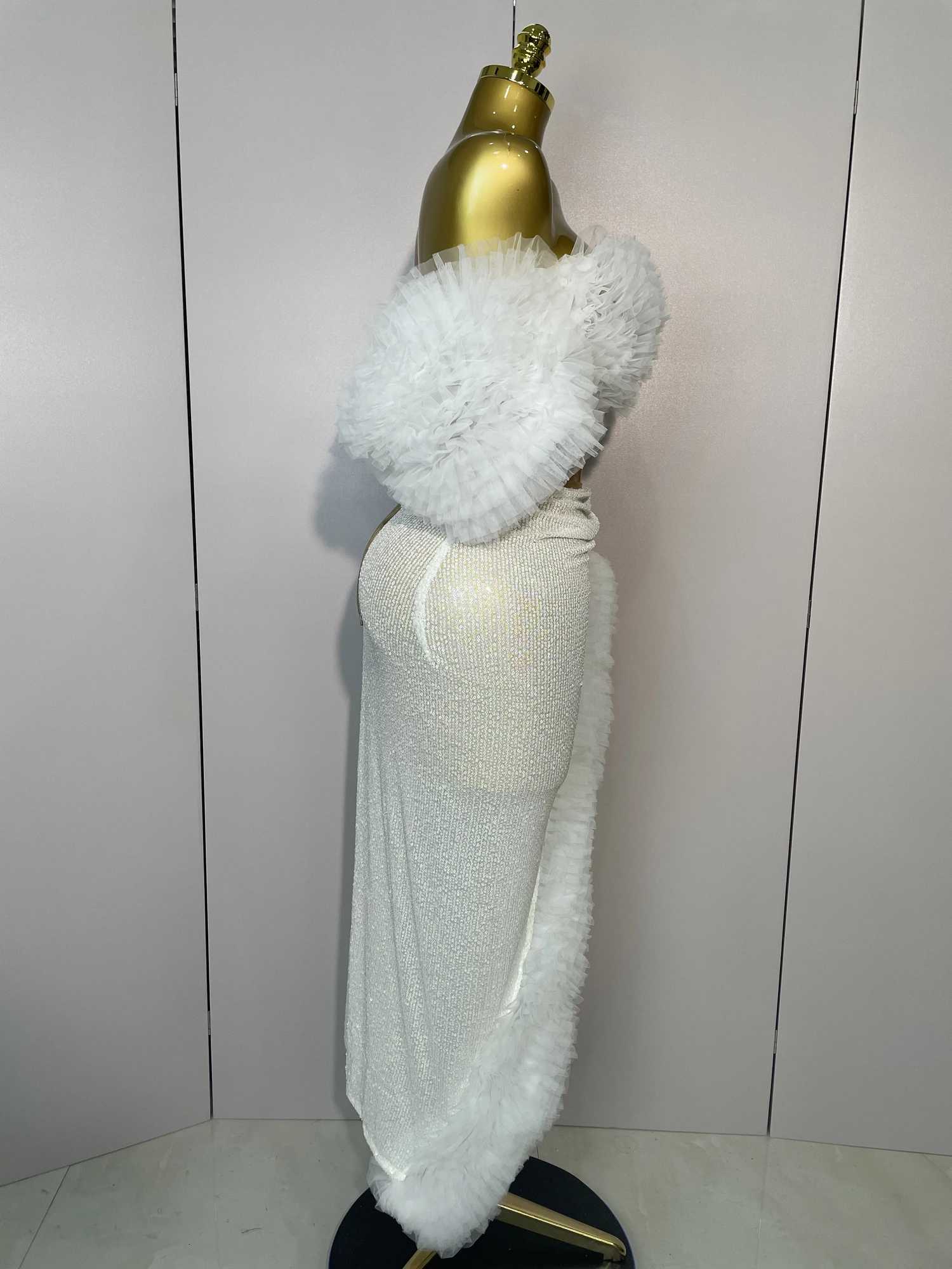 2025 Women White Sequins Top Short Skirt Two Pieces Set Sexy Celebrate Evening Prom Birthday Dress Nightclub Stage Outfit Z250728