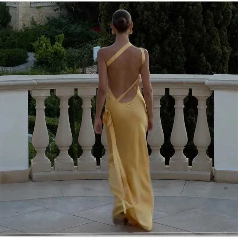 Womens Backless Yellow Satin Lace Up Dresses Elegant Off Shoulder Strapless Long Dress Lady Party Club Dress New Summer Z250728