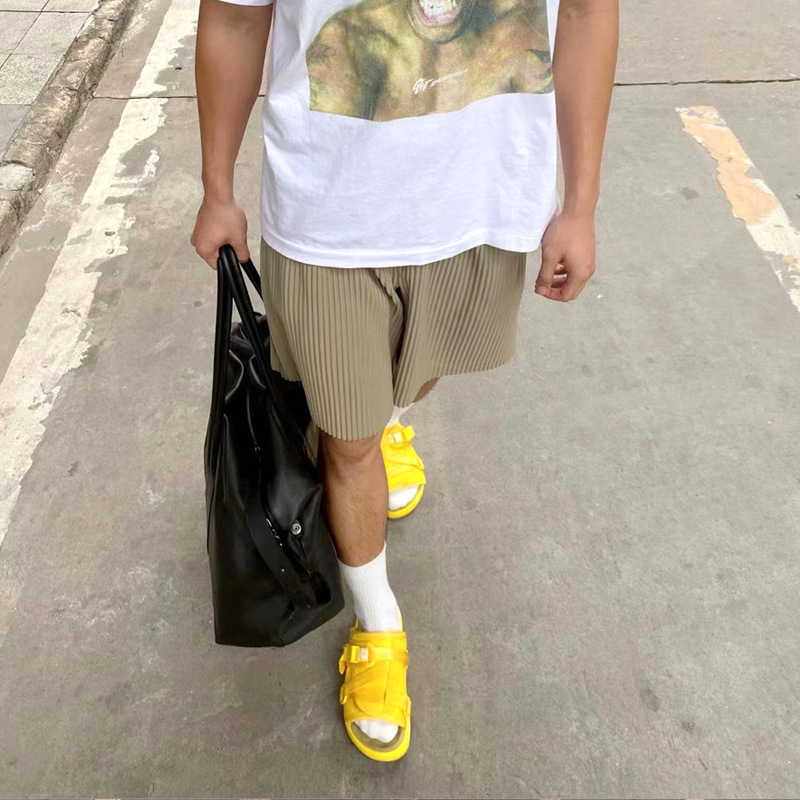 New Summer Men's Short Pants, Pleated Fashionable Casual Capris, Large Size, High-quality Lightweight Men's Trousers