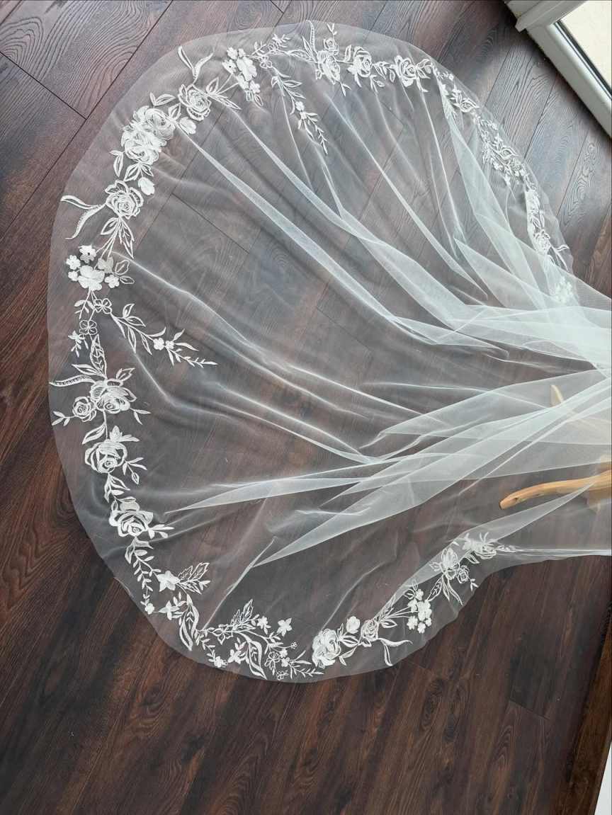 3M Long Cathedral Bridal Veil Flowers Lace Edged Appliques with Comb 1 Tier Veil Wedding Bride Accessories Customized