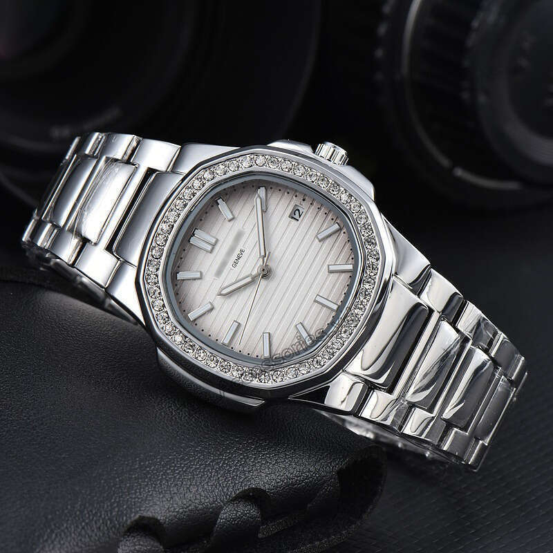 Philips Pattek Watches Sport Designer Watches Quartz Watch Date Display Pateck Philipely Rubber Higher Quality Business Diamond-studded Decoration