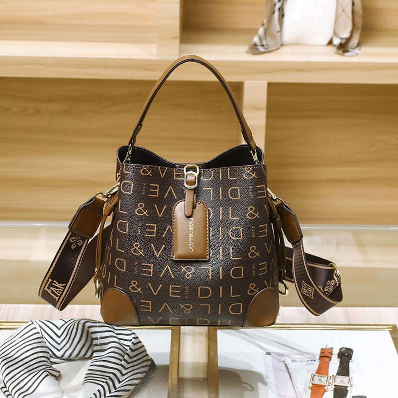 Women's new fashion texture printed shoulder bag women's fashion shoulder crossbody bag mother bag 2025