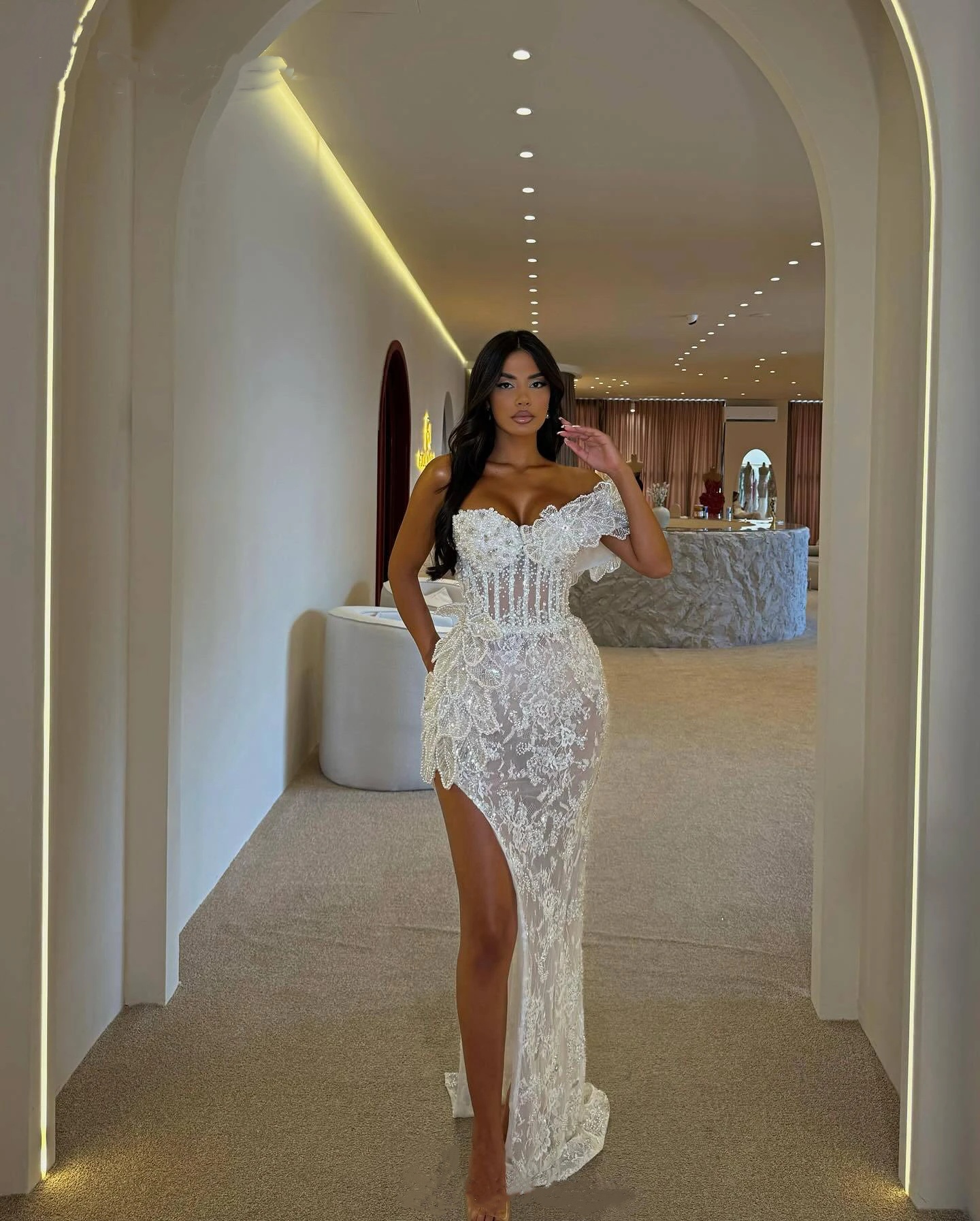 Graceful Wedding Dresses Appliques Bridal Gowns Pearls Rhinestone Beading Side Split Illusion Mermaid Customized Vestidos De Novia Plus Size