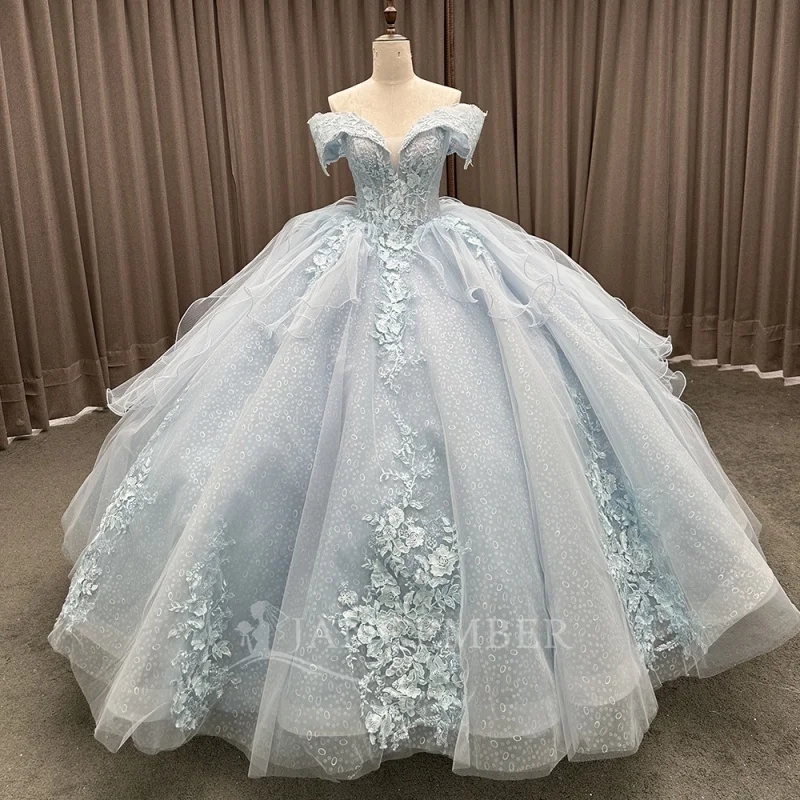 Light Sky Blue Princess Quinceanera Dresses Appliqued Lace Beading Tull Tiered Sweet 16 Dress Sweetheart Ball Gown Vestidos 15 Anos