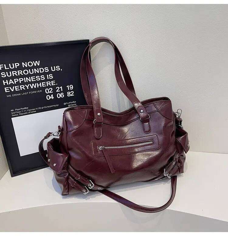 Large Capacity Messenger Bag Women Waterproof Nylon Shoulder Tote 15" Laptop Compartment for Business Trip Airport Commute