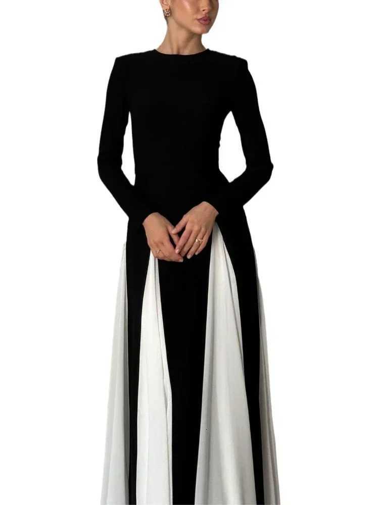12 Elegant Black White Patchwork Maxi Dresses Women Fashion O-neck Long Sleeves Slim Dress New Female Evening Party Robes Z250728
