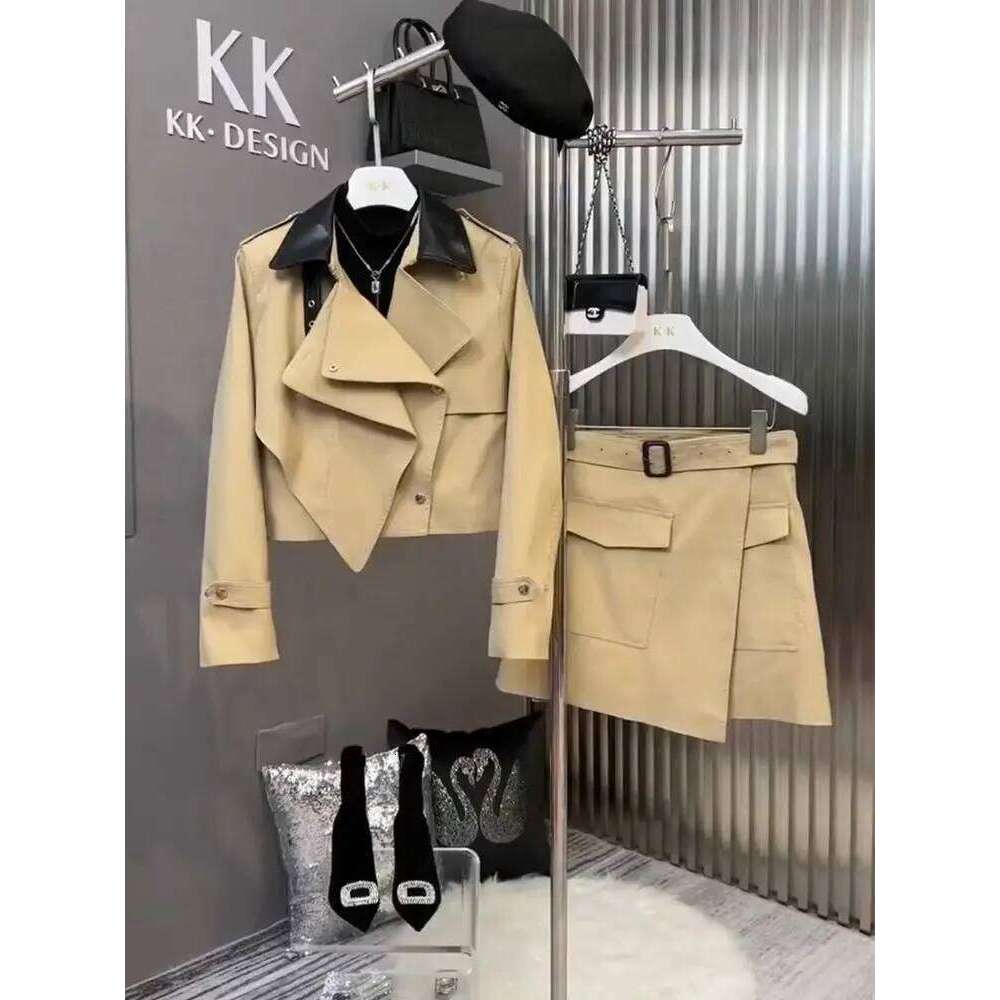 Autumn New Fashionable Trendy Cool Two-piece High-end Simple Khaki Jacket Short Skirt Set for Women