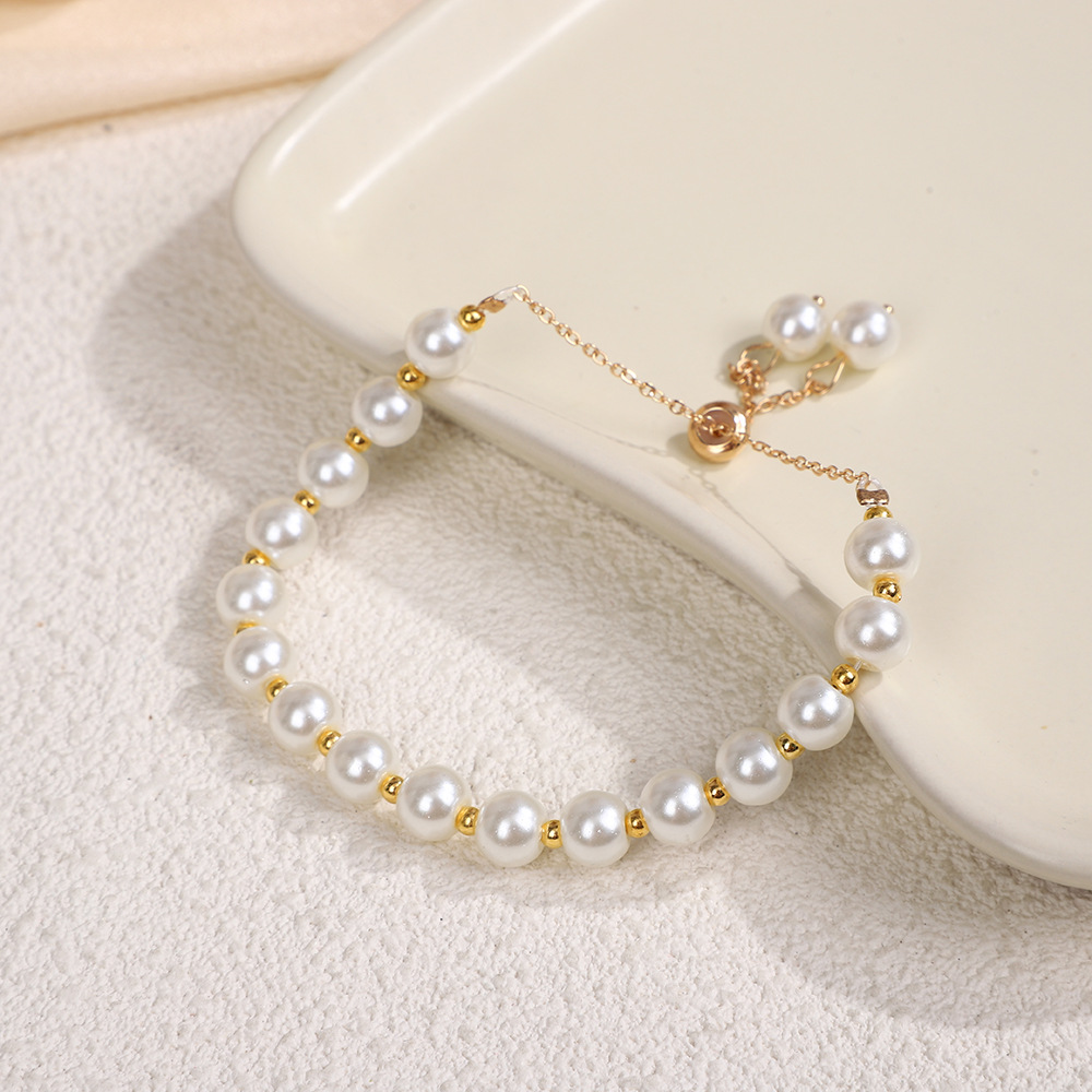 Chic Online Best-Seller Premium Quality Pearl Adaptable Bangle for Her