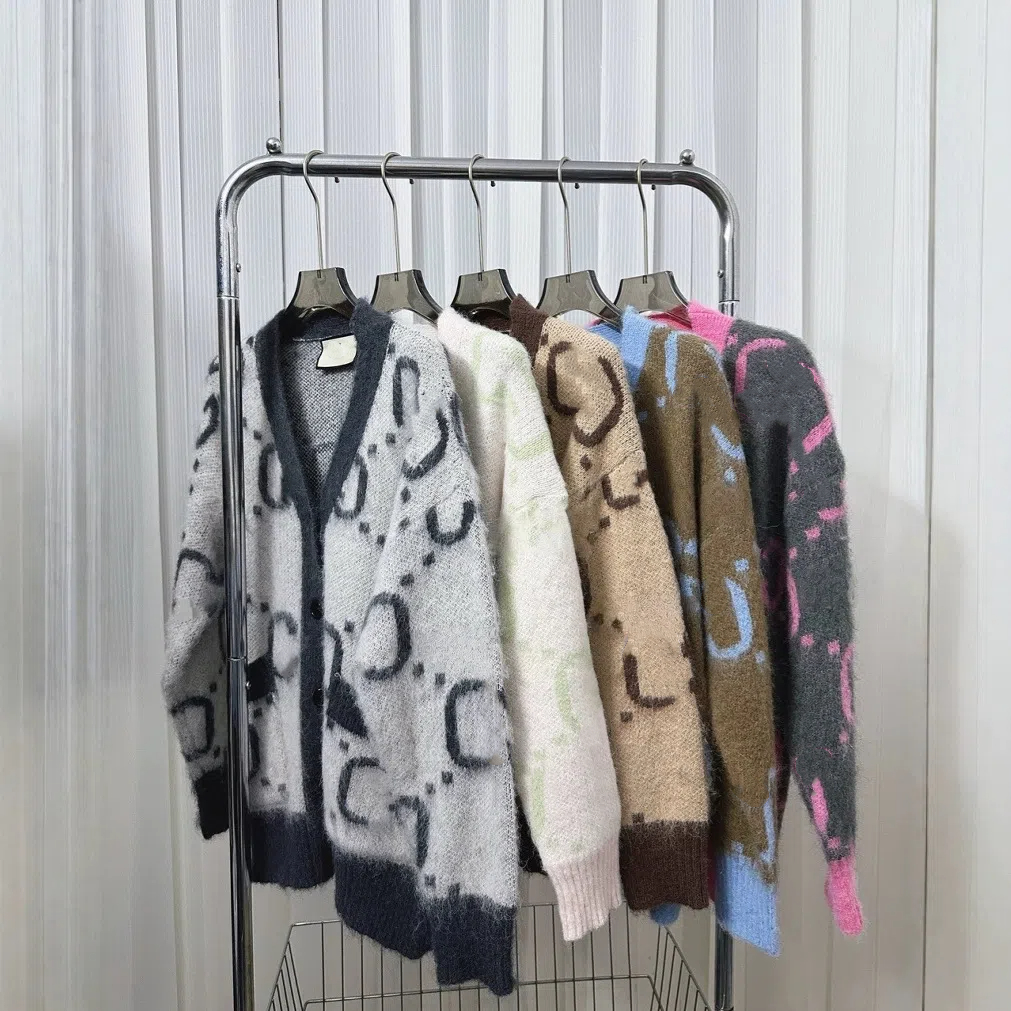 Men's Sweater Unisex Designer Button High Quality Cardigan Fashion Brand Casual Loose Fit Spring Sweatshirts Out Fit