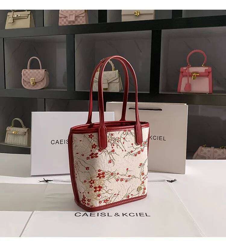 Fashion Embroidery Floral Casual Tote High Quality Large Capacity Women Handbag Textured Lady Purse Shoulder Underarm Bag