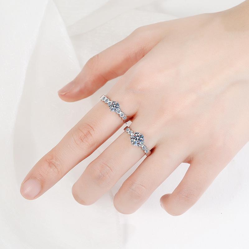 S925 Sterling Silver Plated PT950 Gold Korean Style Fashion Classic Honeycomb SixProng Ring for Women 250728