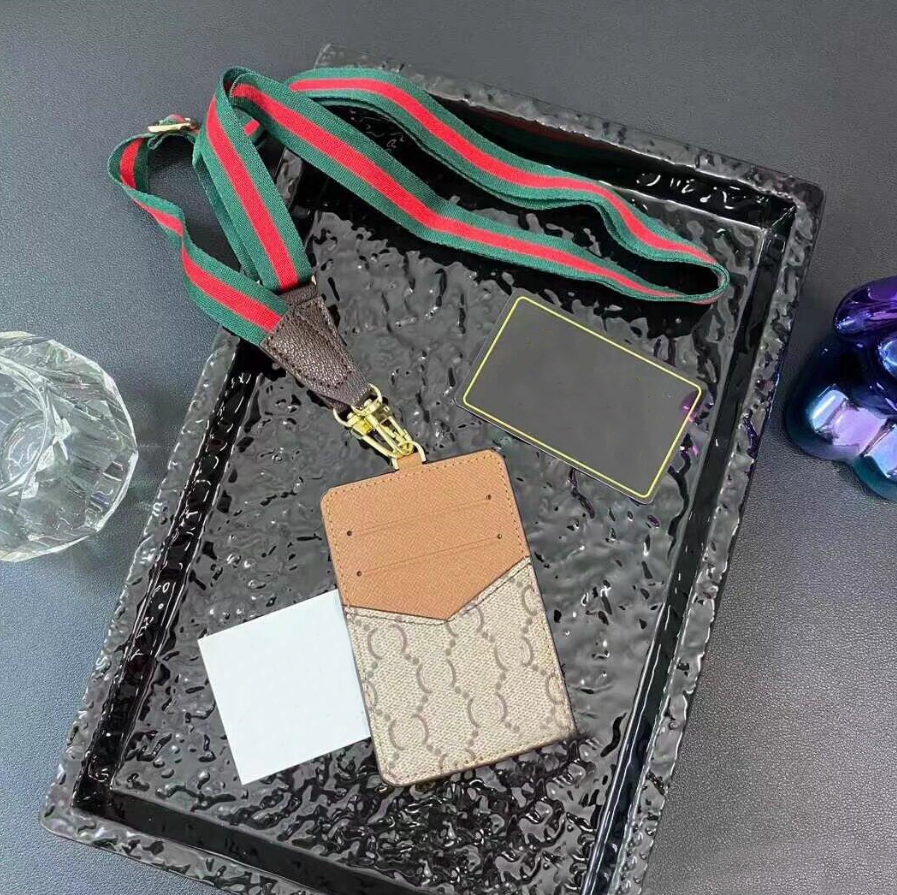 stampup ID Badge Holder Designer Key Chain Leather Bag Charm Luxury Lanyards for Name Tags Keyring For Women Keychains Classic Rope Pendant