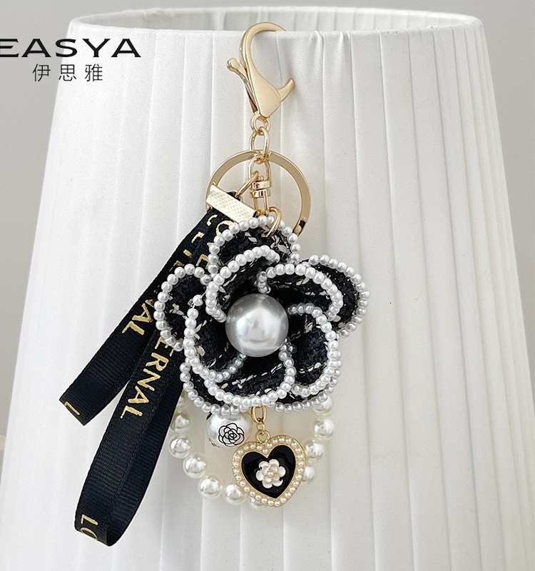 Cute Flower Keychain Car Keychain Bag Pendant Phone Pendant Chain Car Pendant Decoration Supplies 250728